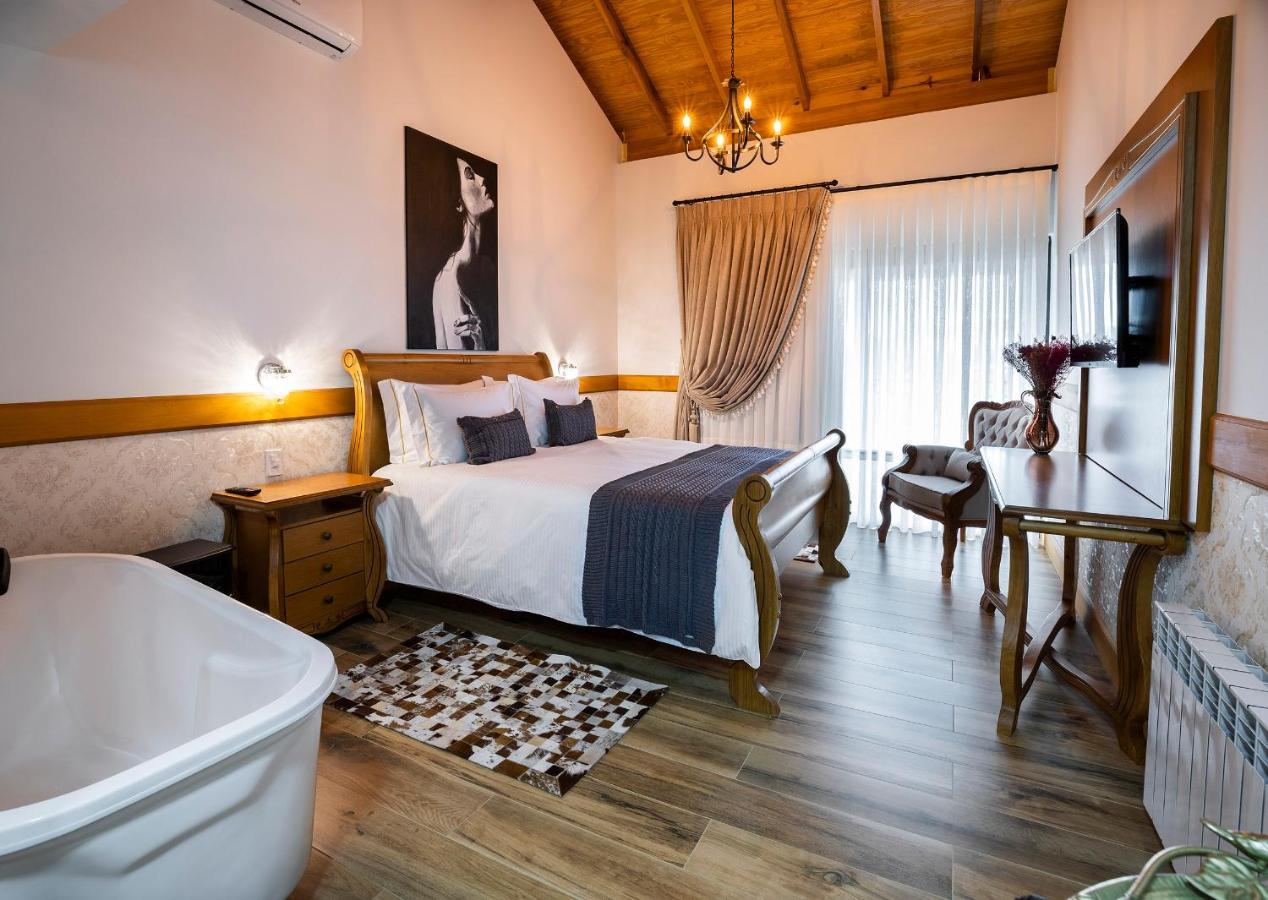 Cerro Azul Hotel Fazenda Capao Alto ภายนอก รูปภาพ
